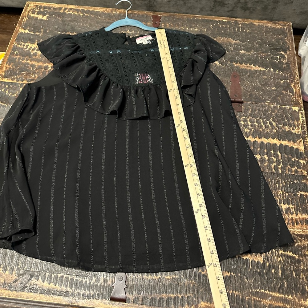 NWT Boutique top